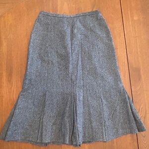 Brook Brother 346 100% Wool Fit and Flare pleated skirt